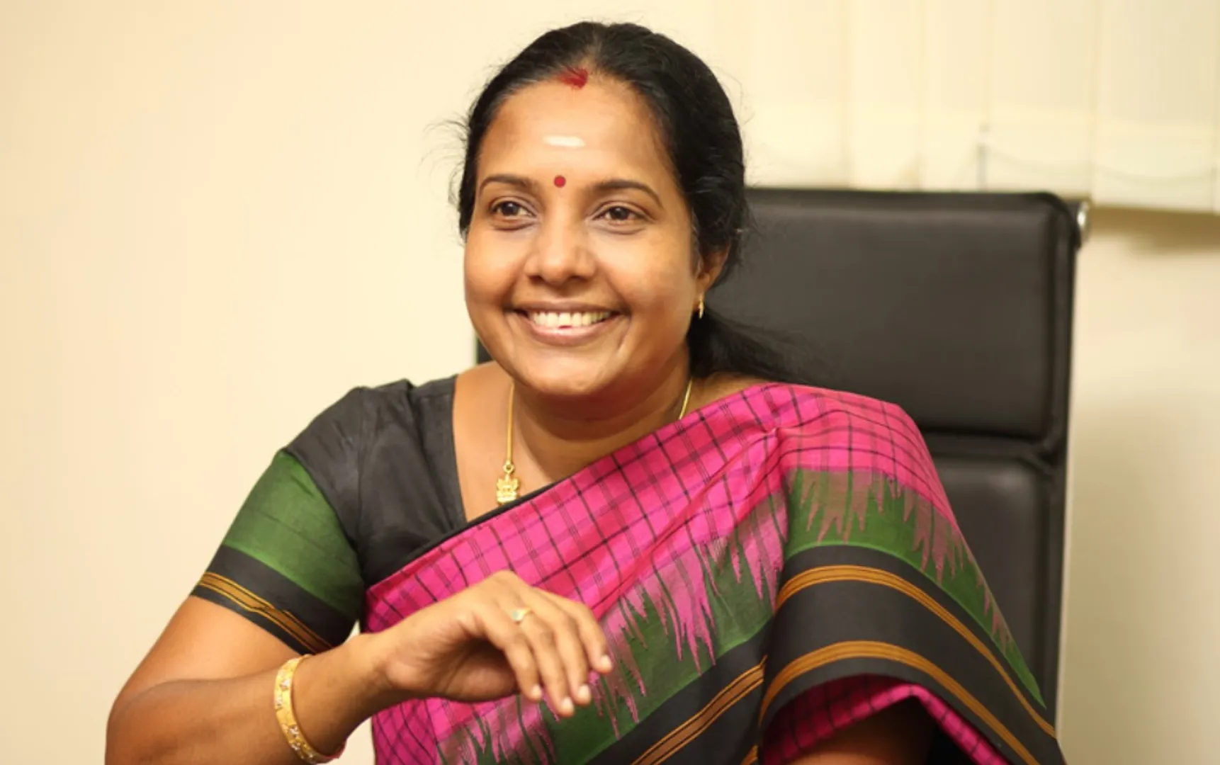 vanathi seenivasan